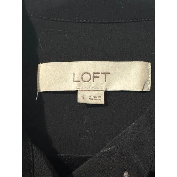 LOFT Black Button Down Collared Shirt Long Sleeve Women's Size Small V-Neck‎ - Image 3