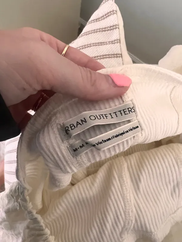 Urban Outfitters Balloon Sleeve Top - Image 5