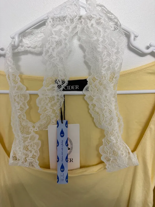 Cider Pale Yellow Long Sleeve Lace-Trim Crop Top - Image 8