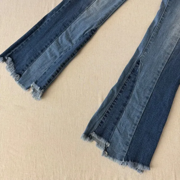 LITZ Premium Denim Two Tone Flare Jeans Blue Panel‎ Raw Hem Size 27 - Image 9