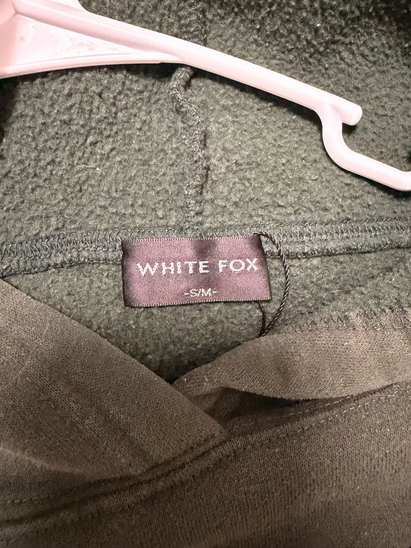 White fox hoodie - Image 3