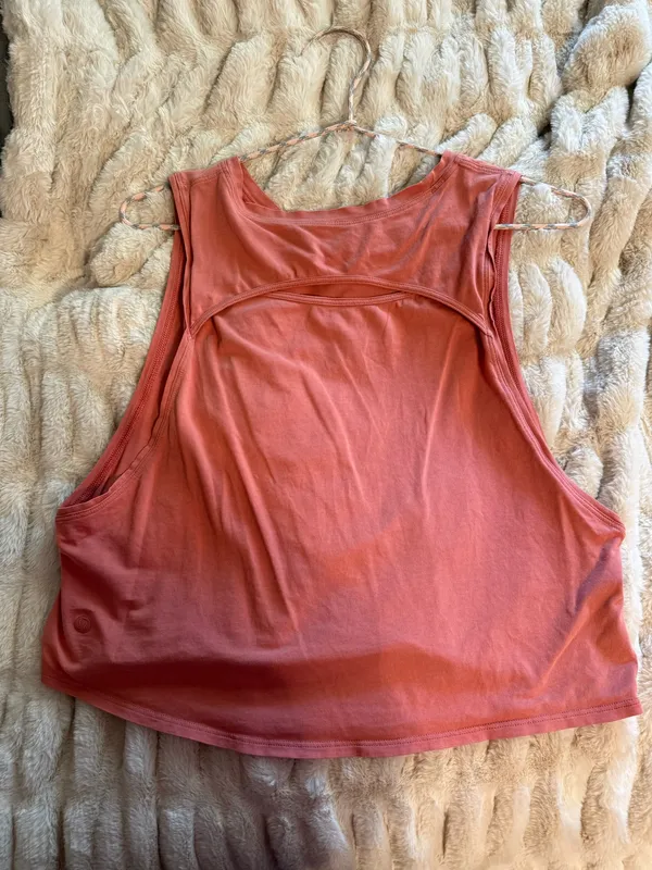 Lululemon cropped tank - Image 4