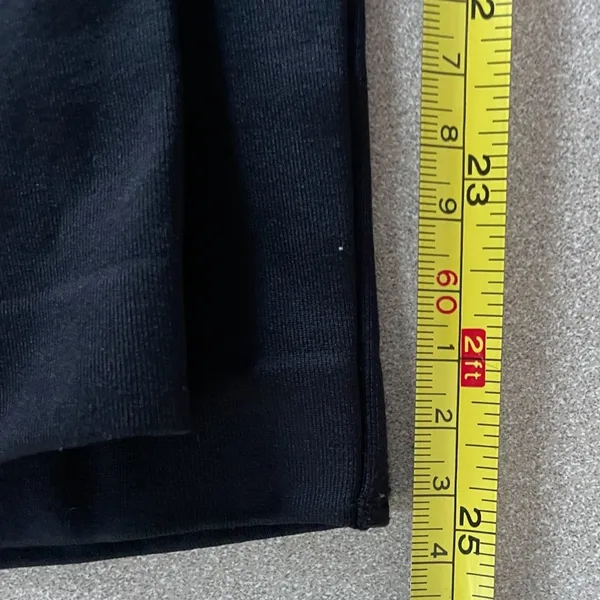 Gymshark Black Leggings Size‎ Est. Medium - Image 4