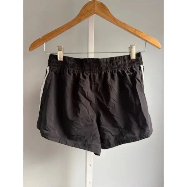 Adidas shorts size small - Image 5