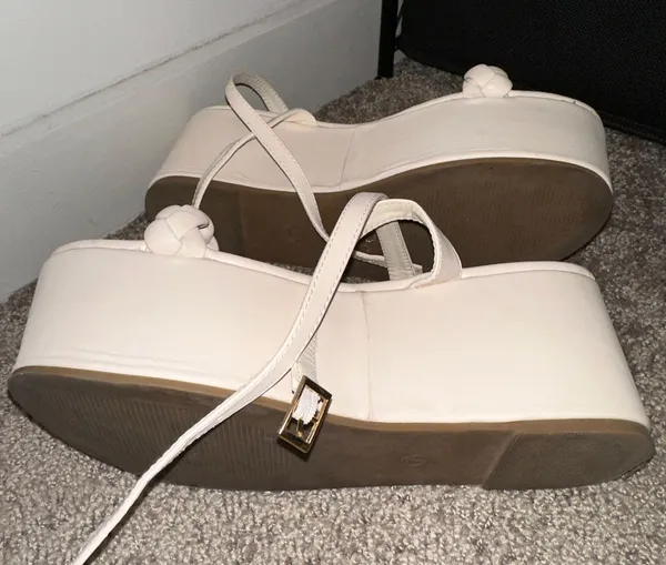 SheIn Cream Platform Wedges - Image 5
