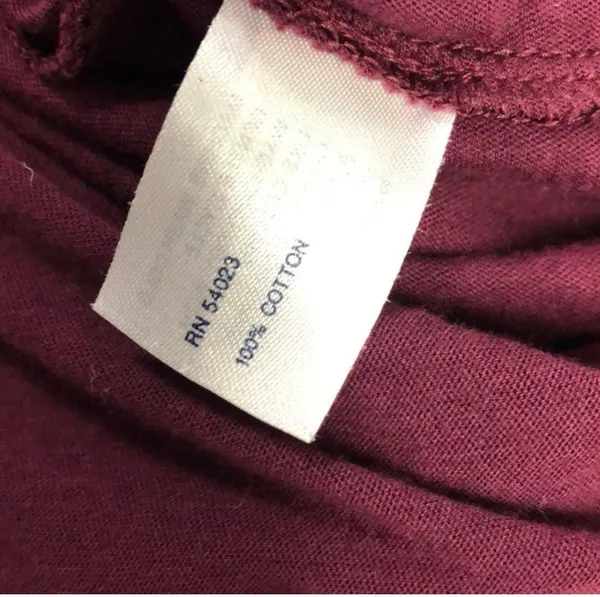 Gap Top Size  XS NWT Bin P10 - Image 3