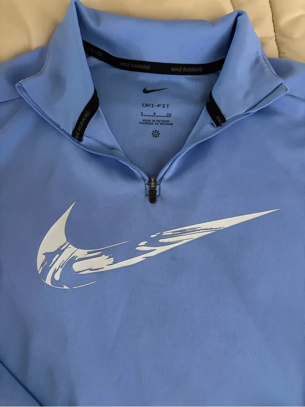 Nike Women’s Running Dri-Fit Quarter Zip - Image 2