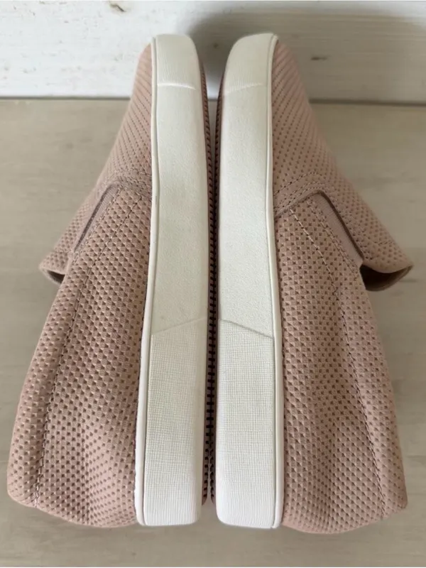 Naturalizer Marianne Leather Slip On Flat Sneakers Women’s Size 7WW Beige NEW - Image 2