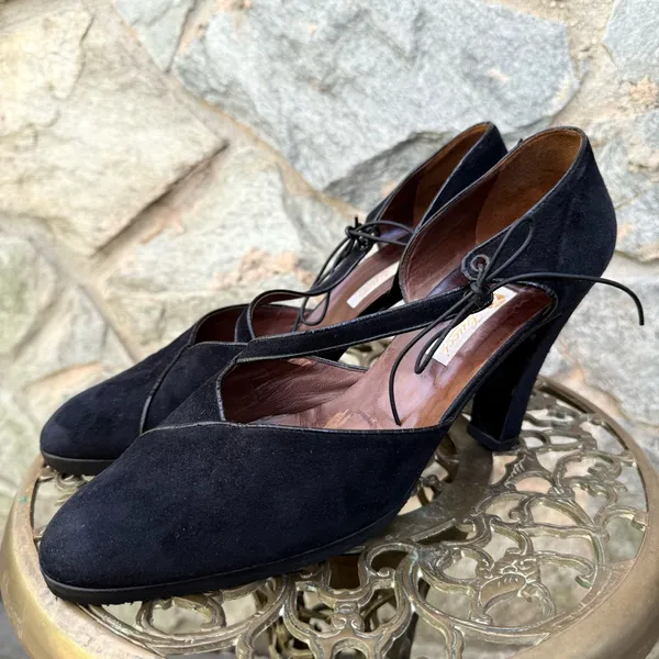 Gucci Vintage Black Suede Heels size 7 - Image 2