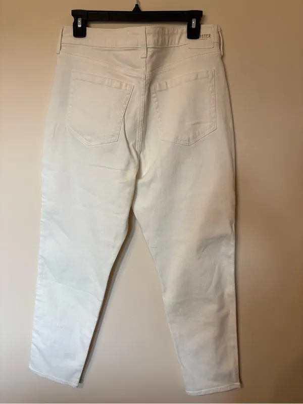 Hollister Women's Straight Leg Mom Jeans - Cream White - Image 6