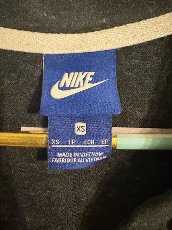 Nike Zip-Up Jacket - Image 4