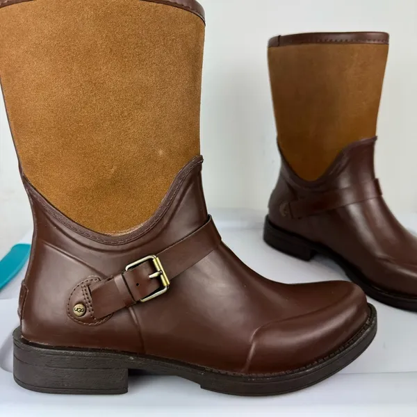 UGG Sivada Boots Sz 9 Chocolate Brown Two Tone Rain Boots Waterproof - Image 11