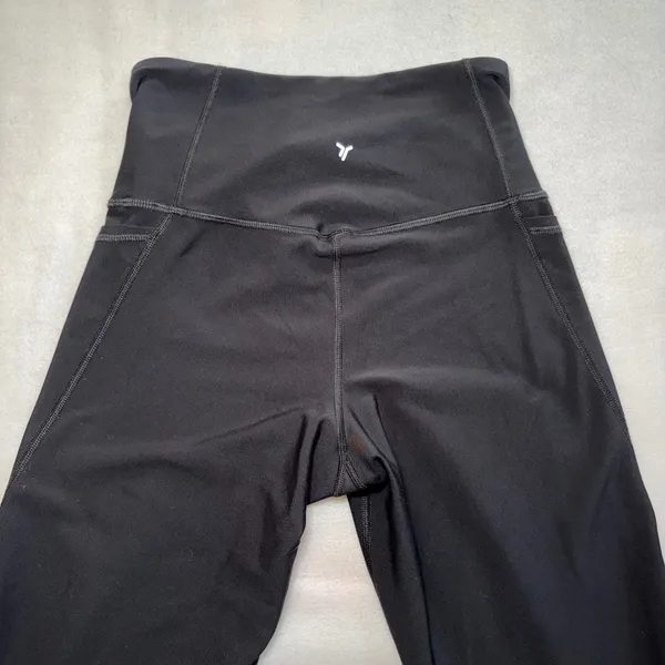 Old Navy Active Powersoft High Rise Slim Boot-Cut Yoga Pants Black Sz. M Pockets - Image 8