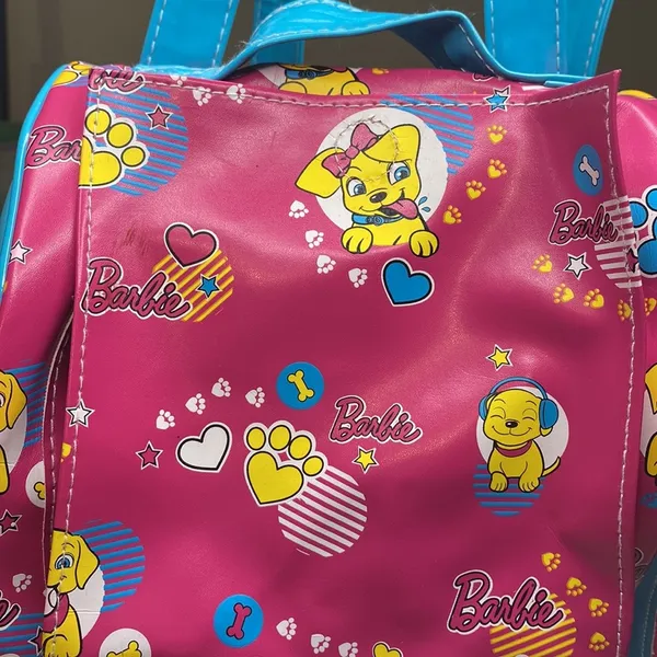 Mattel Barbie pet vet blue/ pink backpack - Image 3