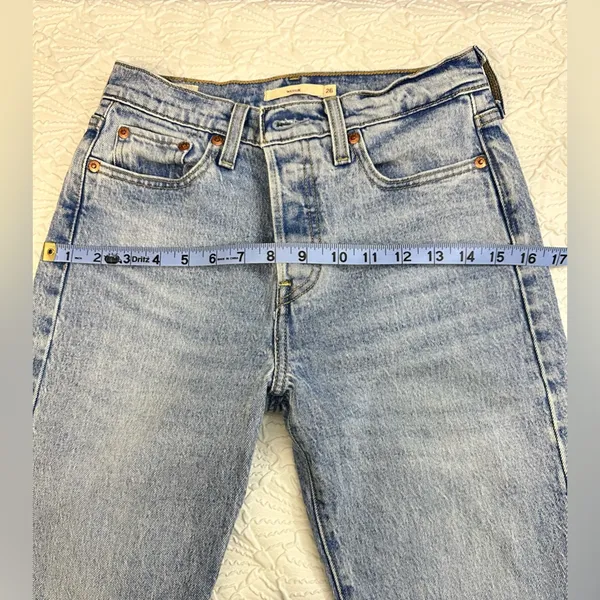 Levi's Premium Wedgie jeans button fly high waist size 26 - Image 9