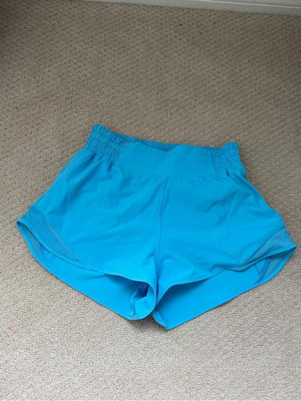Lululemon Hotty Hot High-Rise Lined Short 2.5" in Ocean Wave Blue - Image 5