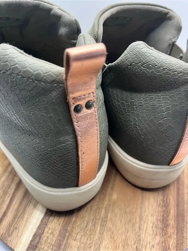 Ryka Lifestyle Vera Olive Army Green Wedge Sneaker Bootie Shoe Sz. 9W - Image 4