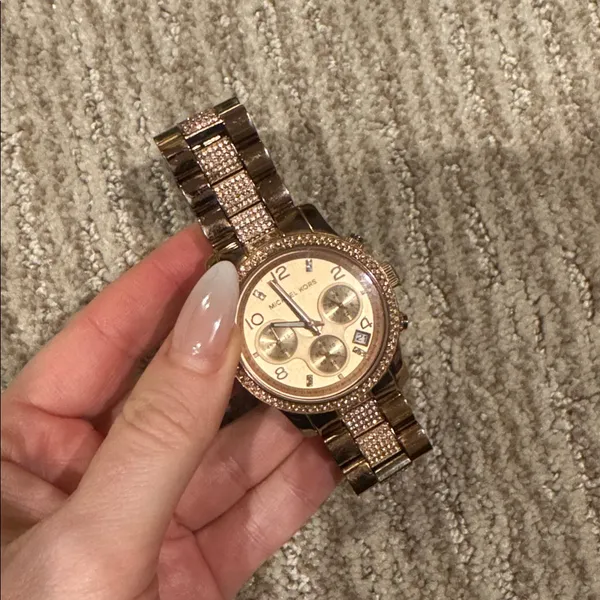 Michael Kors Rose Gold and Brown Timepiece - Image 2