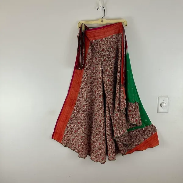 Reversible Maxi Wrap Skirt BINS713 Green - Image 2
