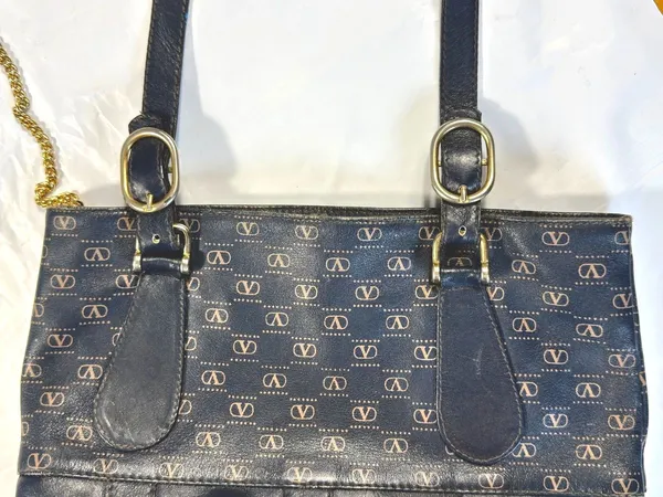 VINTAGE Valentino Garavani Monogram Tote Shoulder Bag & Matching Pouch Clutch - Image 4