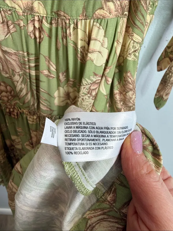 Aqua Bendita x Target floral puff sleeve smocked mini dress size large NWT - Image 7