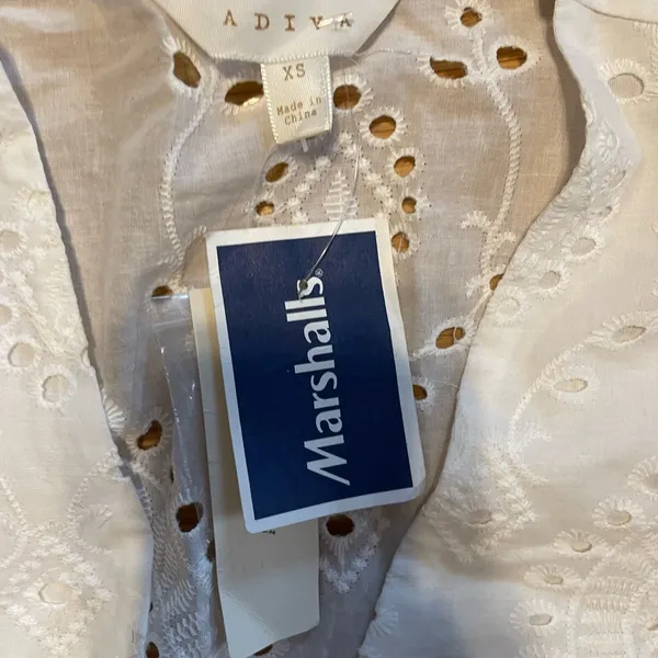 Adiva Eyelet White Buttoned Down Blouse - Image 3