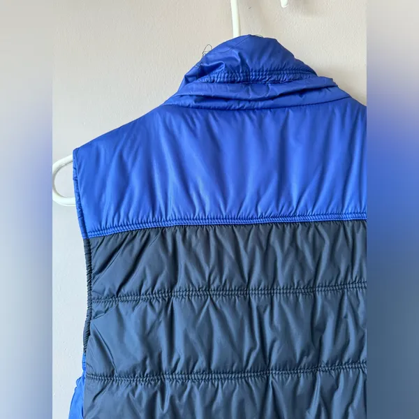 American‎ Eagle Women’s Vintage Early 90s Puffer Vest Size Large - Image 3