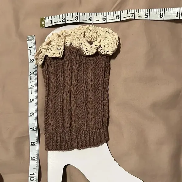 NWT boot cuffs leg warmers tan with ecru lace trim - Image 6