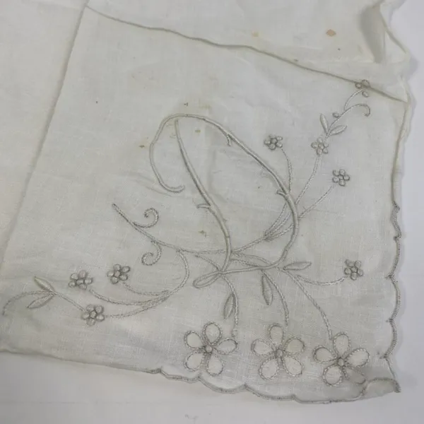 Vintage Floral Handkerchief With Embroidery - Image 3