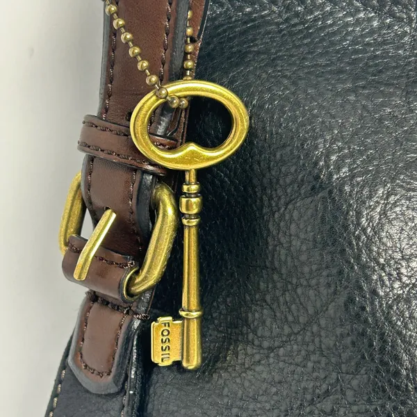 Fossil Vintage Black Leather Crossbody Bag Brown Trim Brass Key Y2K - Image 4