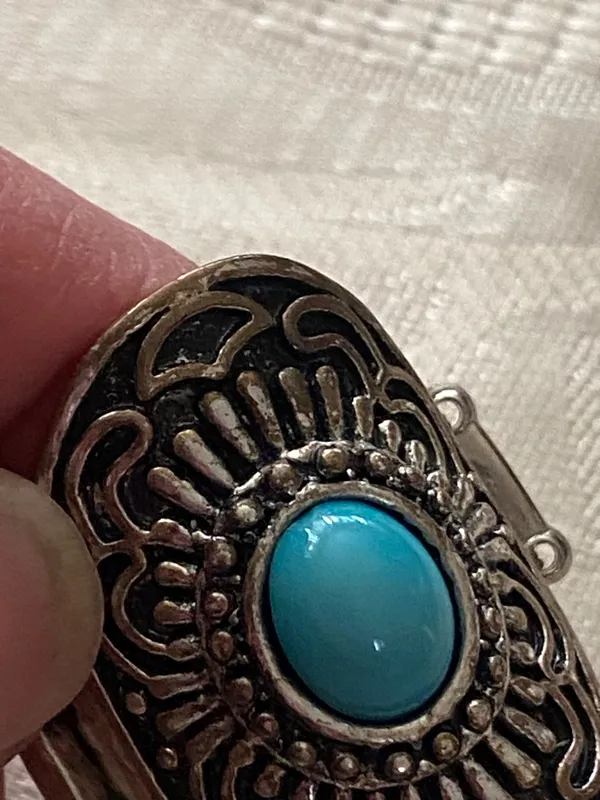 Womens Finger Ring Silver Tone Faux Turquoise Stone Metal Elastic Back Western - Image 5