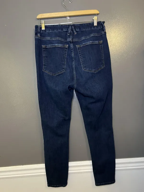 Good American Good Legs Crop Jeans Womens 30 Dark Wash High Rise Denim - Image 4