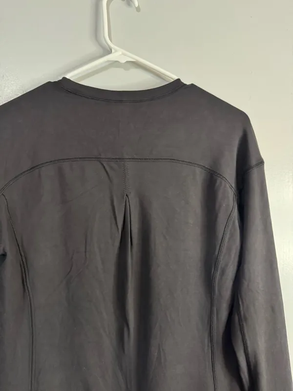 Lululemon Athletica Black Long Sleeve Crewneck Sweatshirt Size 4 - Image 3