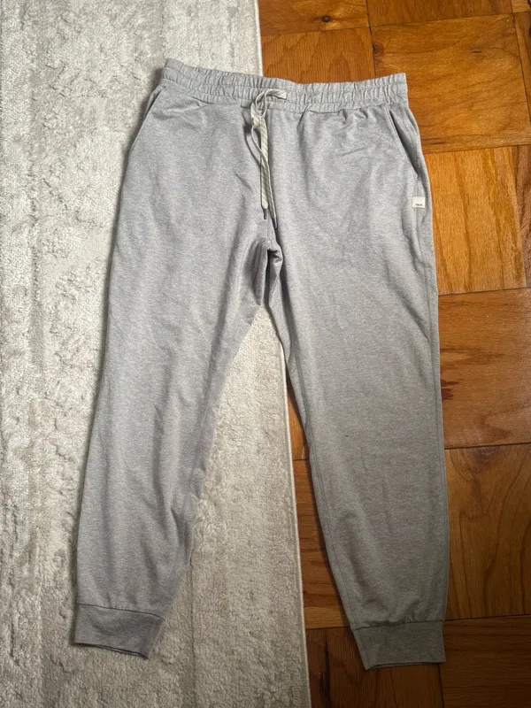 Vuori Performance Joggers Women’s - Image 5