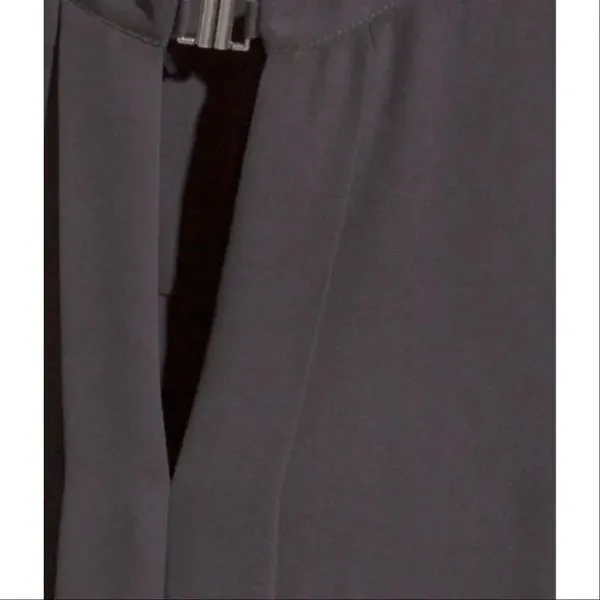 ✨H&M Dark Gray Sleeveless Blouse✨ - Image 3