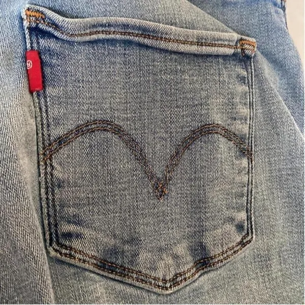 Levis Mid-Rise Skinny Blue Jeans Distressed with Fringed Cuffs Size 29 - Image 6