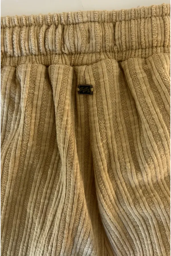 Billabong Shorts - Image 2