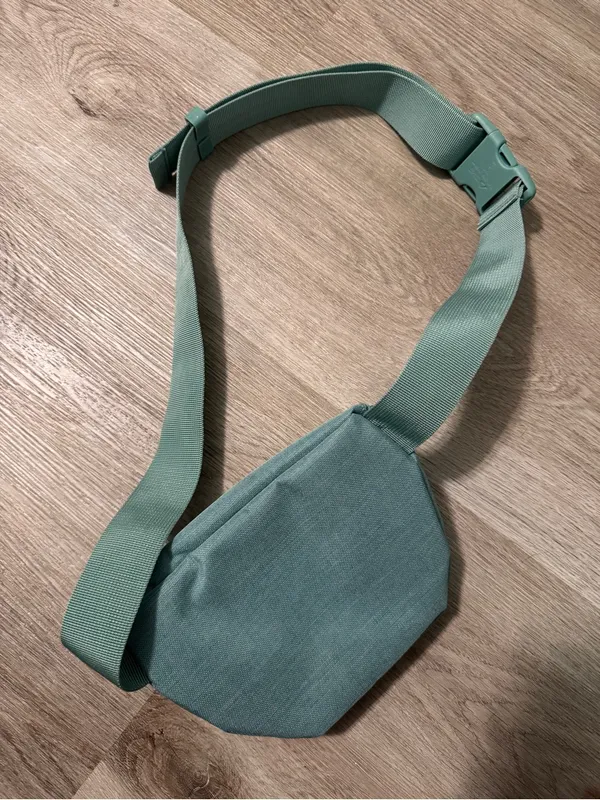 Herschel Supply Co Belt Bag Fanny Pack Green Blue - Image 3