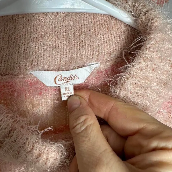 S49. Candie's pink & white striped fuzzy sweater Size XL - Image 2