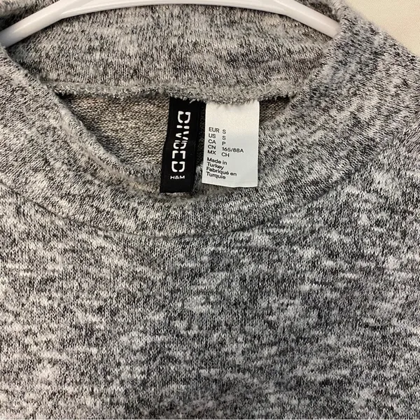 H&M Divided‎ Heather Grey Knit Mock Neck Sweater Top - Image 2