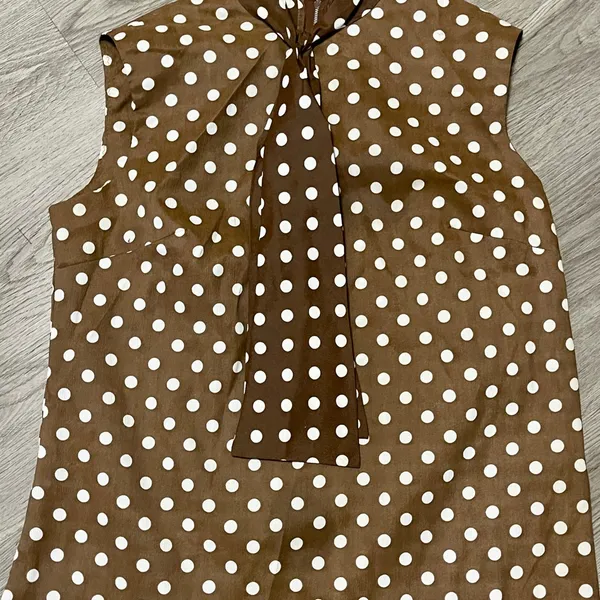 Vintage 1970’s Polka Dot Secretary Blouse Sz L Sleeveless Scarf Tie Neck Retro - Image 2