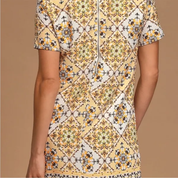 Lulus 💛Dandy Lion Yellow Print Shift Dress Size small💛 - Image 2