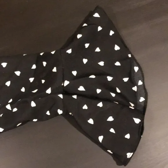 Nasty Gal Black and White Polka Dot Crop Top size 6 - Image 3