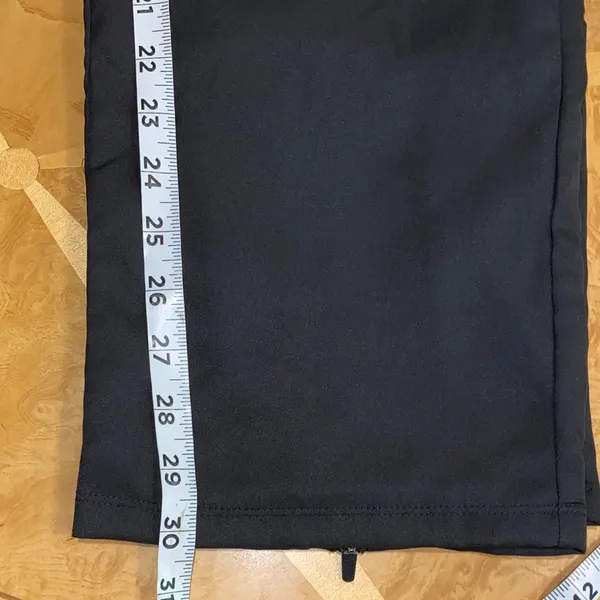 NWT!! Nike Dry Lightweight Wind Resistant Training Pants Size Small - Image 5