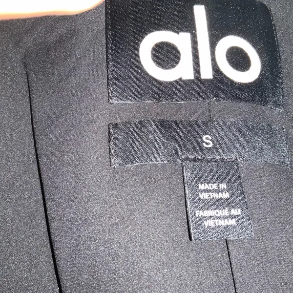 Alo Yoga Wool Cropped Metro Trench Black S - Image 7