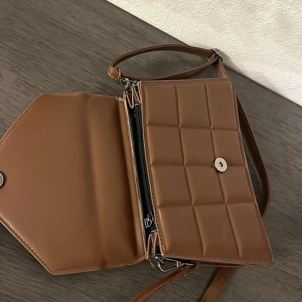 Fashion Rhombus brown‎ quilted crossbody shoulder bag - Image 9