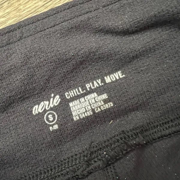 Aerie Chill.Play.Move black sparkly‎ leggings size small - Image 6