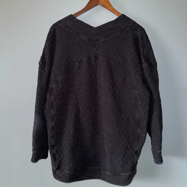 lululemon athletica Black Sweatshirt - Image 10