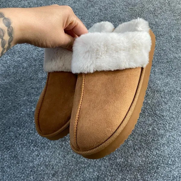 Wonder Nation Tan Cream Faux Fur Slippers Slip Ons Casual Cozy Lounge - Image 3