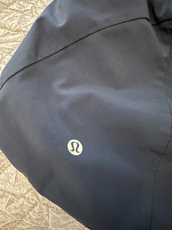 Lululemon Reversible Shorts - Image 3